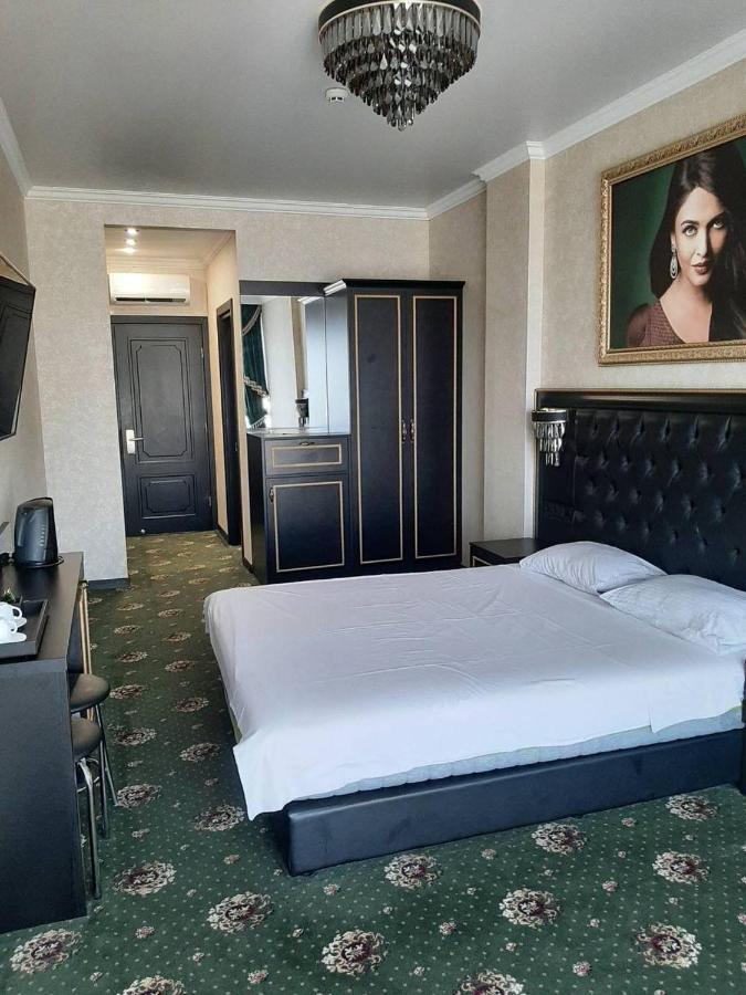 Arcadia City Apartments Odessa Esterno foto