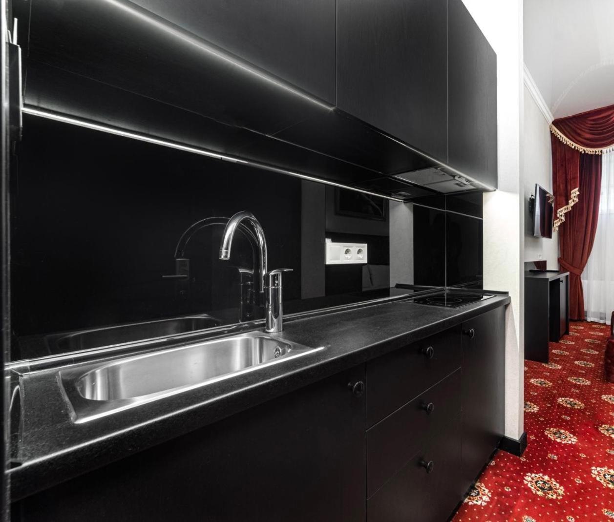 Arcadia City Apartments Odessa Esterno foto