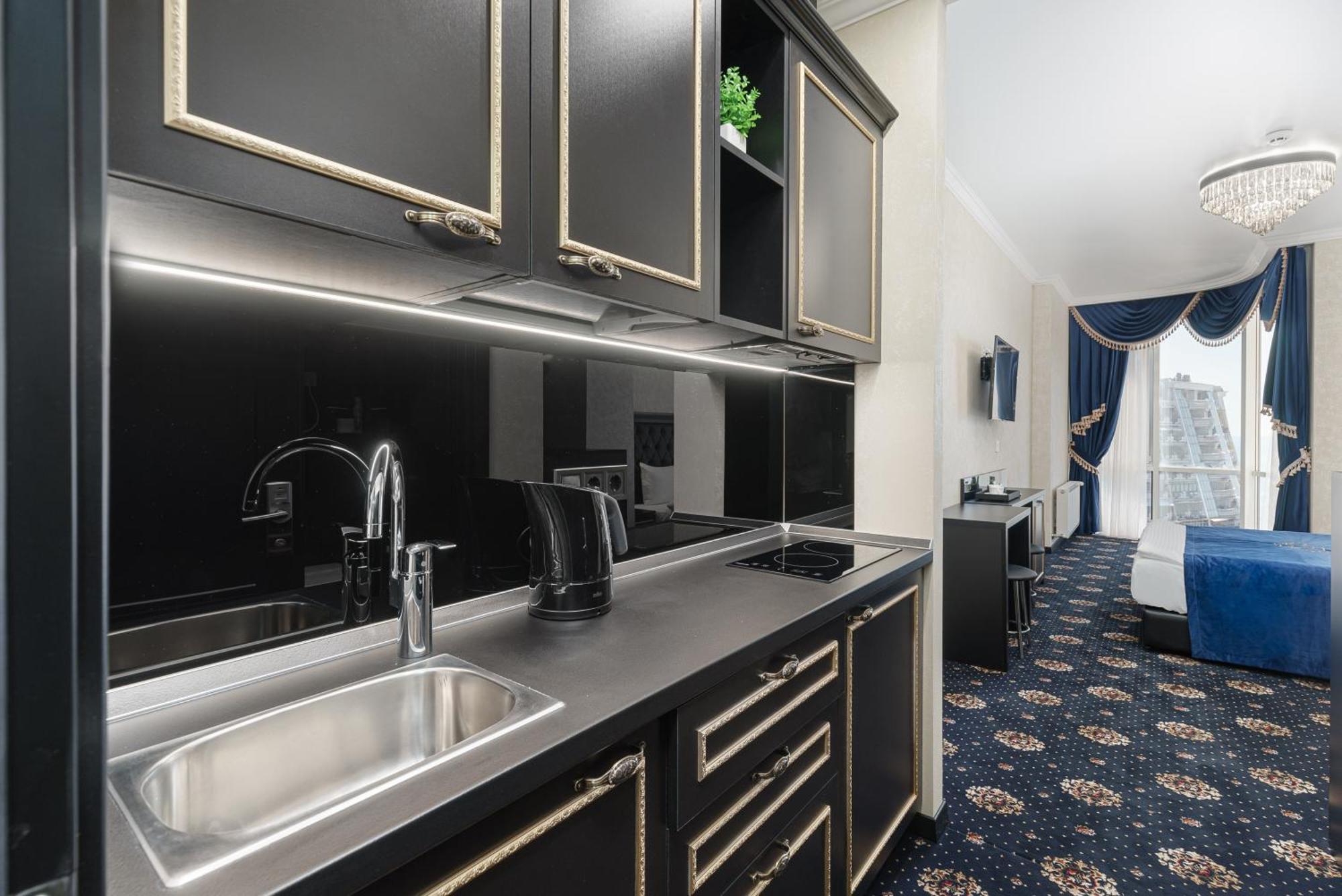Arcadia City Apartments Odessa Esterno foto